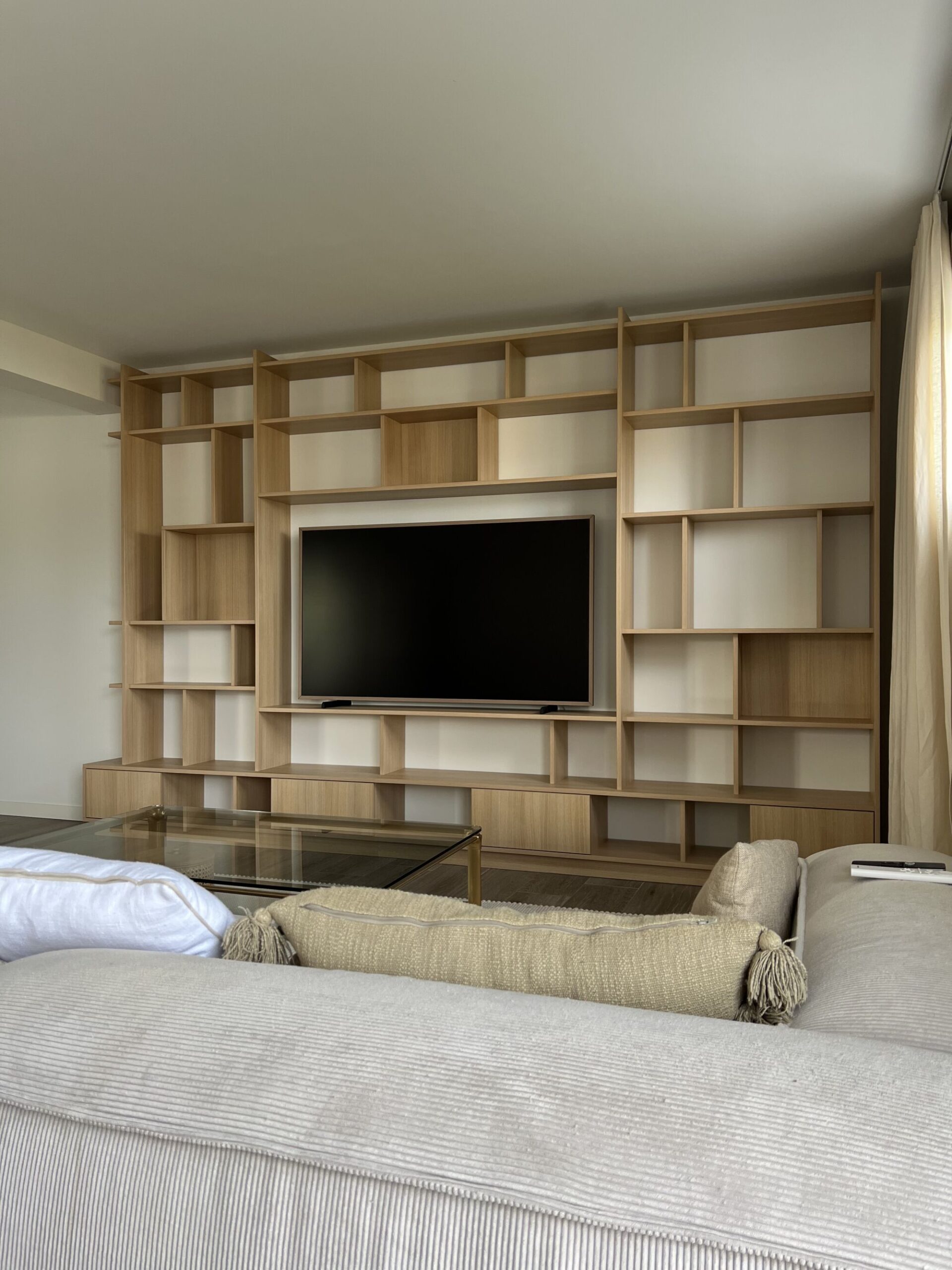 IMG_1467 1 SCALED | Atelier F.PERROY Vous voulez intégrer votre TV mais aussi avoir du rangement ? Riedisheim 5