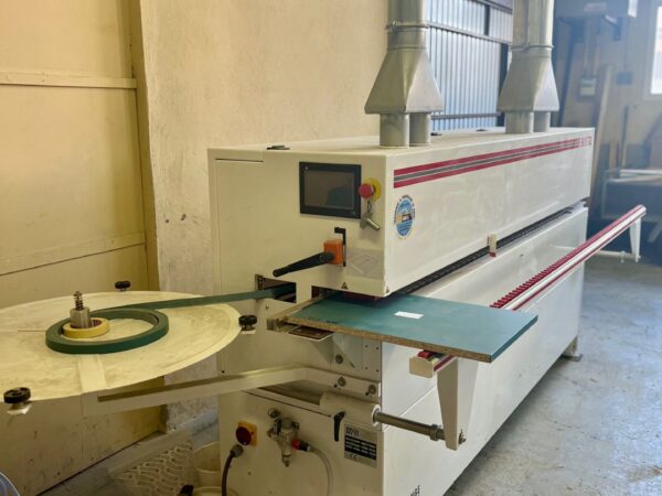 IMG_1758 600X450 | Atelier F.PERROY Notre atelier et nos machines pour vos menuiseries près de Mulhouse et Saint-Louis Saint-Louis 5